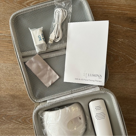 LUMINA NRG EMS & LED Facial Toning Therapy OPEN BOX - Picture 9 of 10